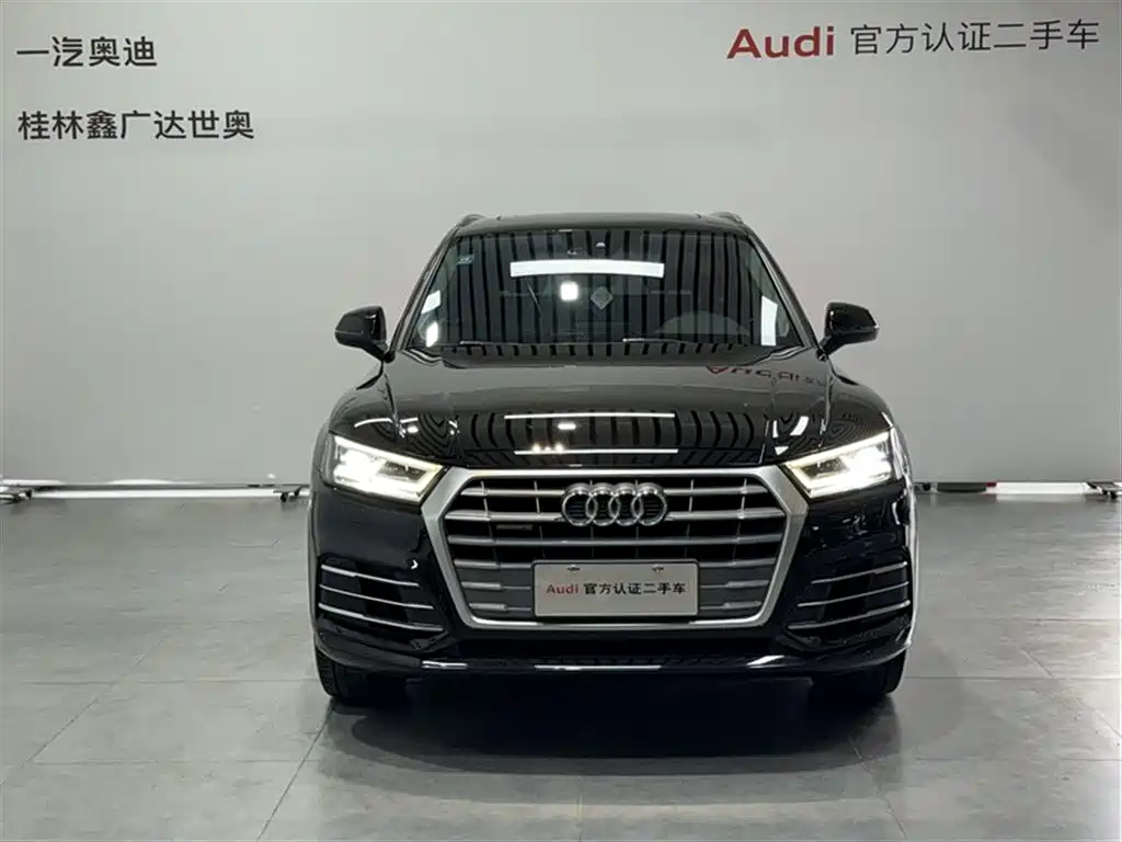 Audi Q5L — миниатюра 2