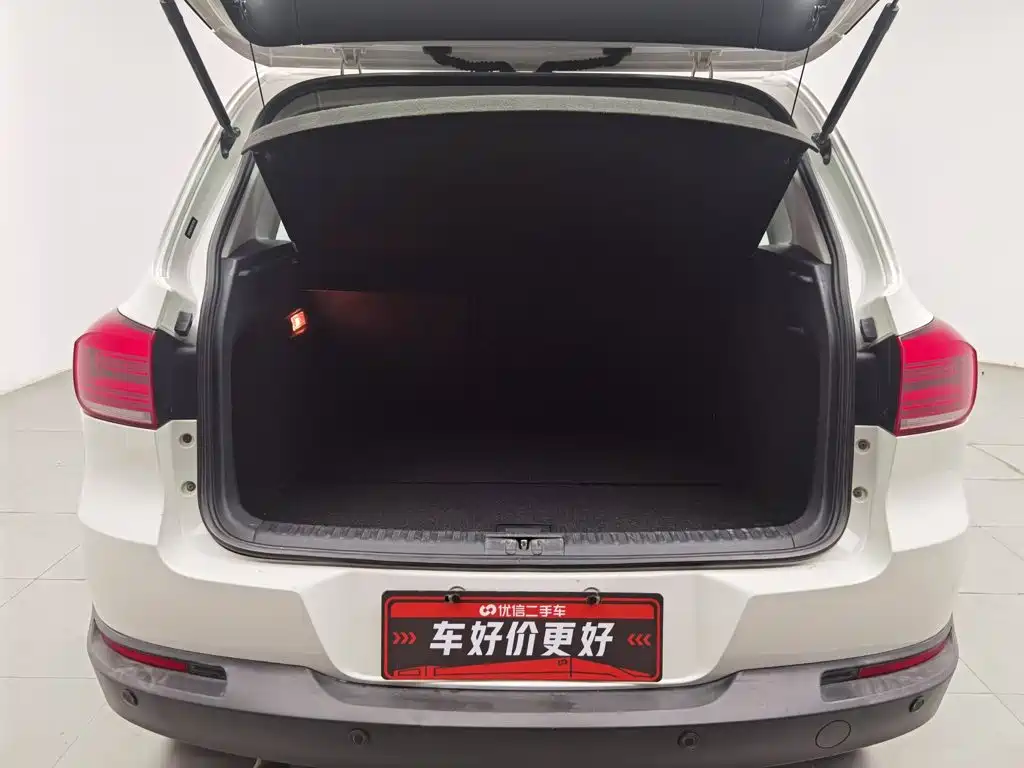 Volkswagen Tiguan — миниатюра 16