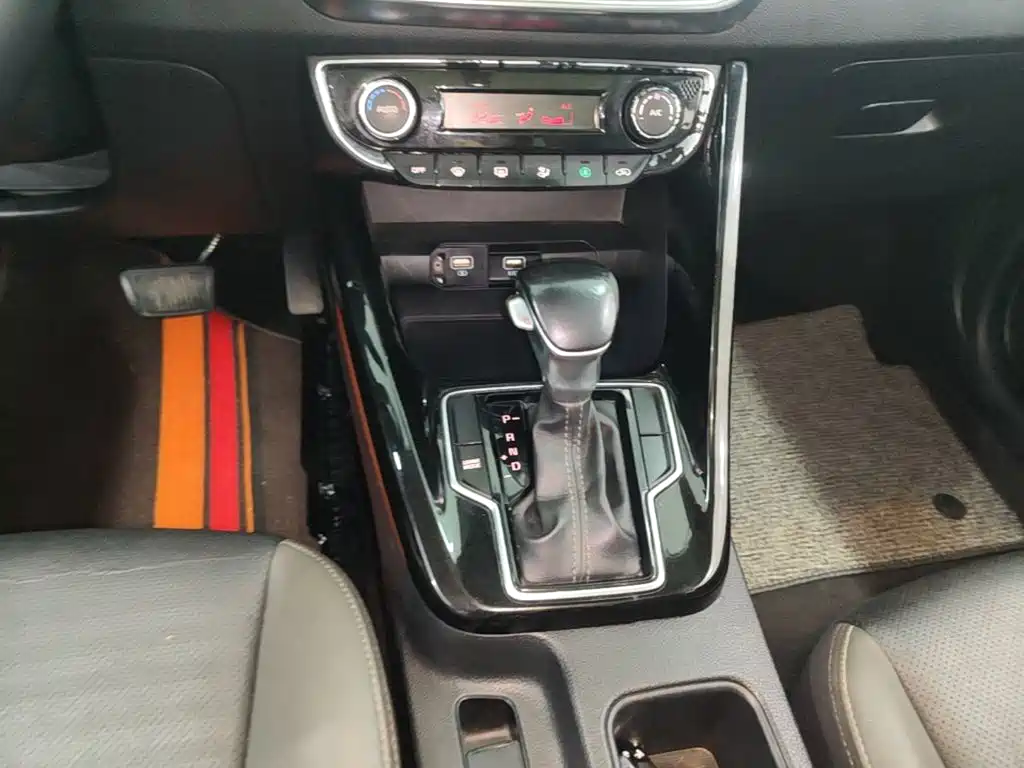 Kia Sportage — миниатюра 14