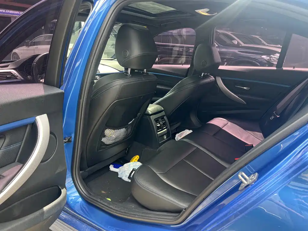 BMW 3 Series — миниатюра 6