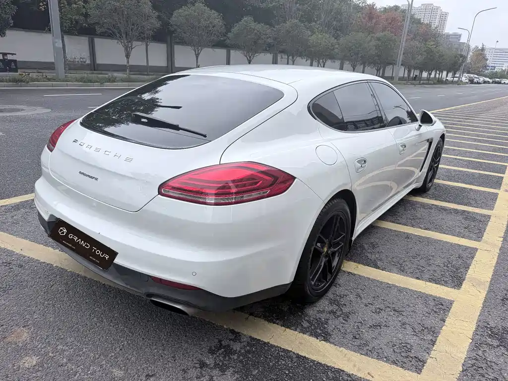 Porsche Panamera — миниатюра 9
