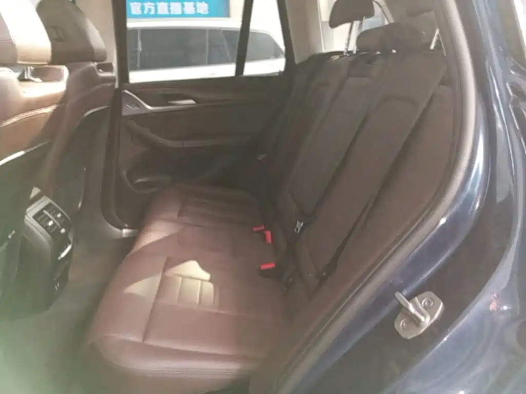 BMW X3 — миниатюра 17