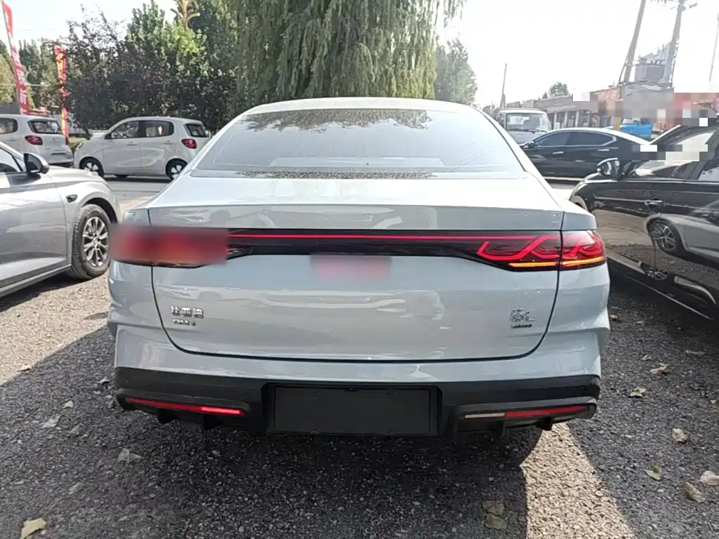 BYD Qin L — миниатюра 6