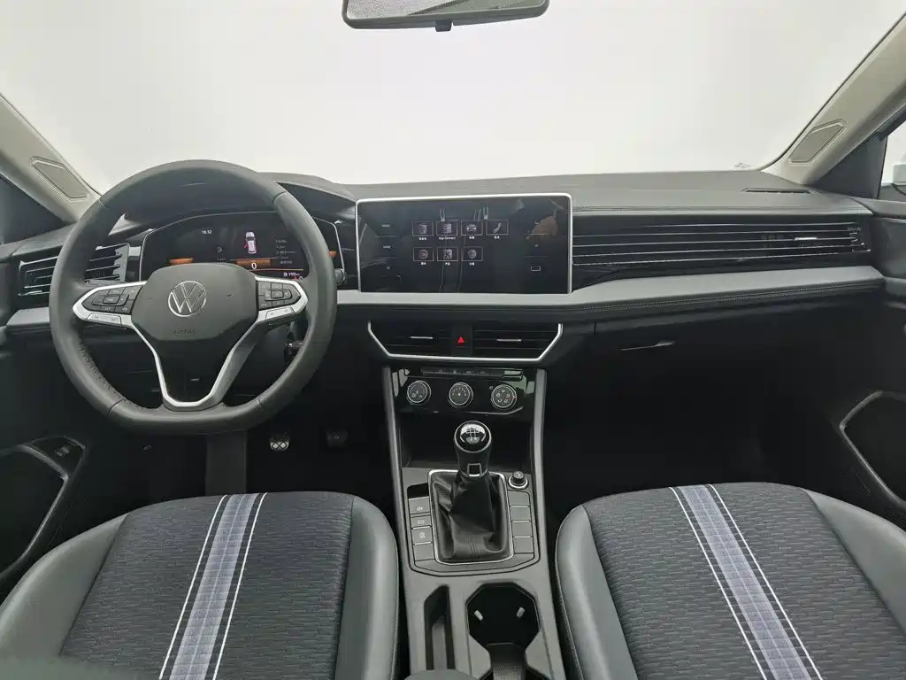Volkswagen Sagitar — миниатюра 5