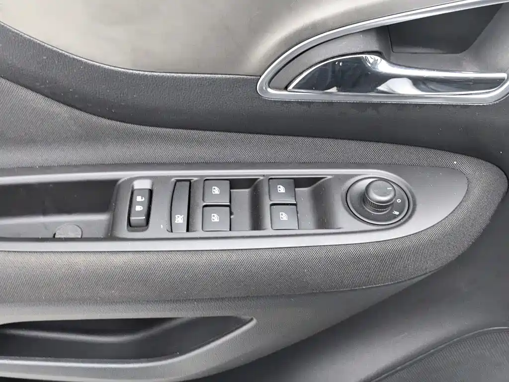 Buick Encore — миниатюра 9