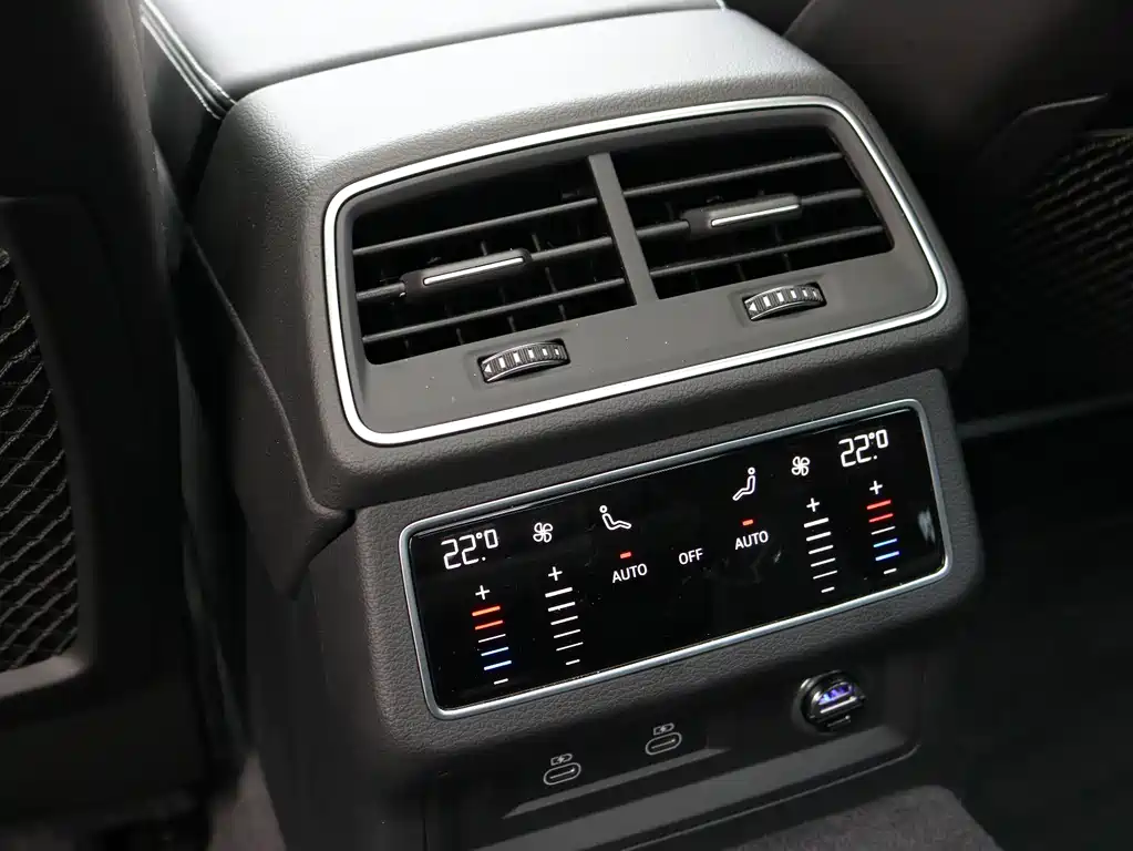 Audi A6L — миниатюра 15