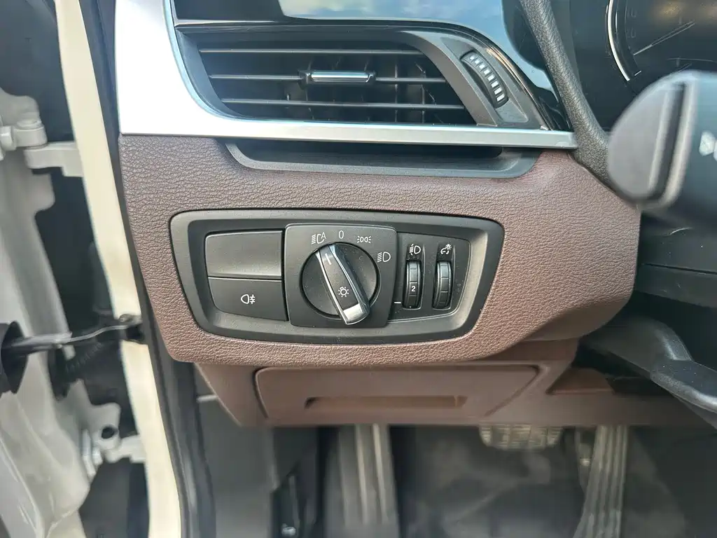BMW X1 2022 sDrive20Li Fashion
