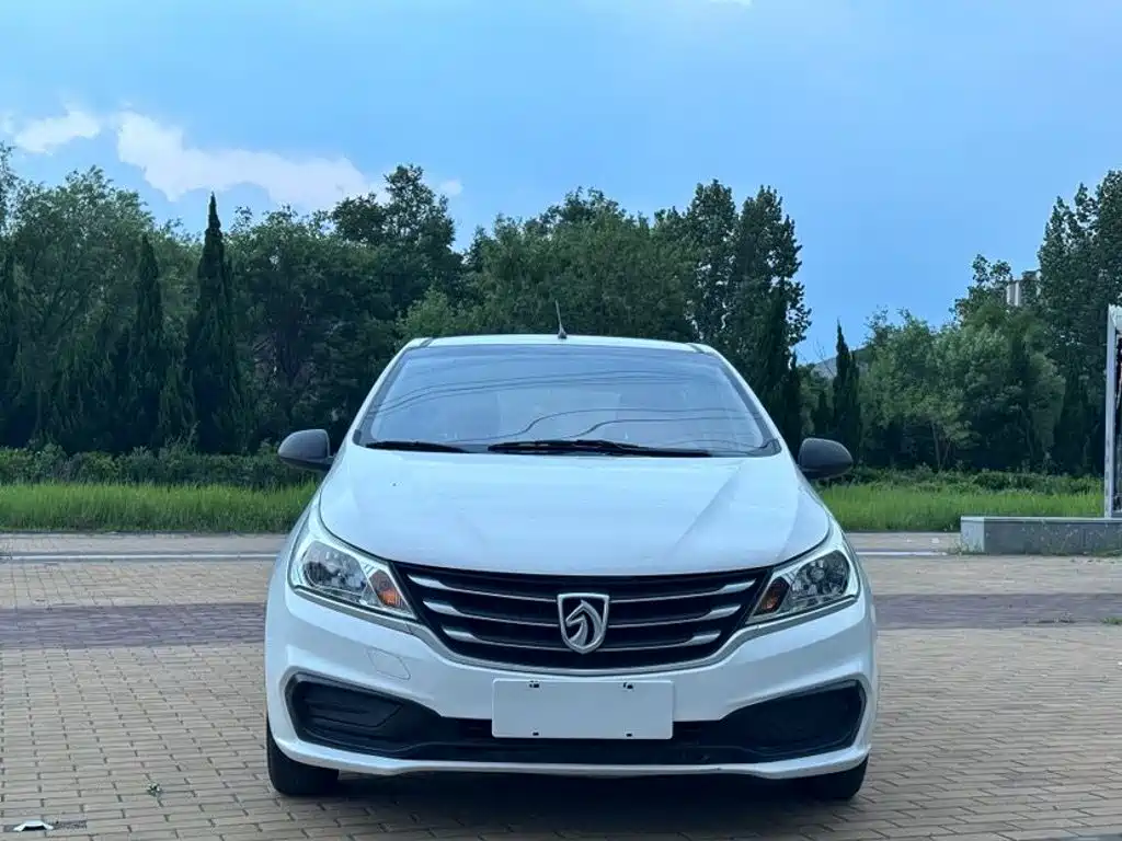 Baojun 310 — миниатюра 2