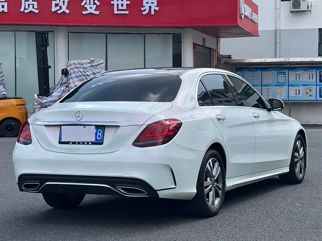 MERCEDES-BENZ C CLASS