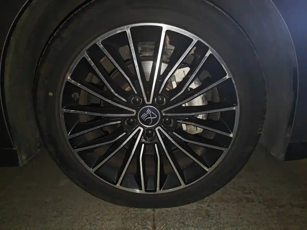 BYD Han — миниатюра 25