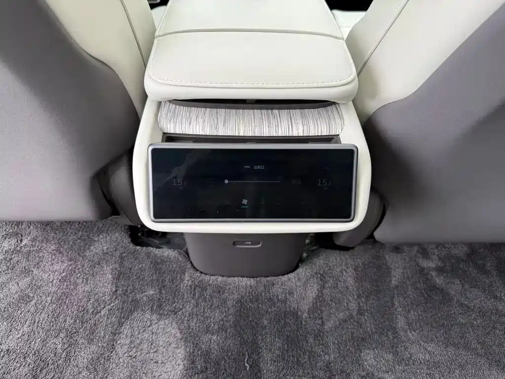 NIO ET7 — миниатюра 10