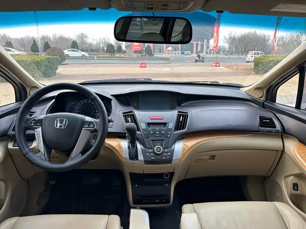 Honda Odyssey — миниатюра 9