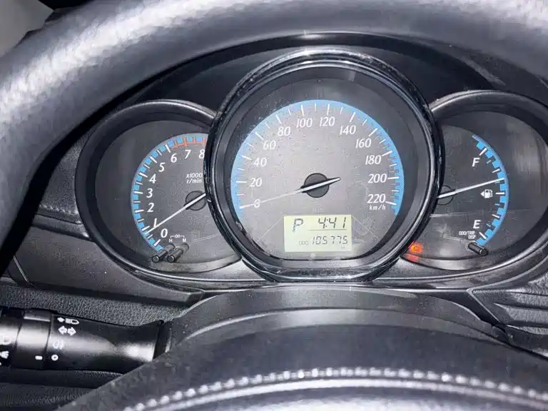 Toyota Yaris L — миниатюра 14