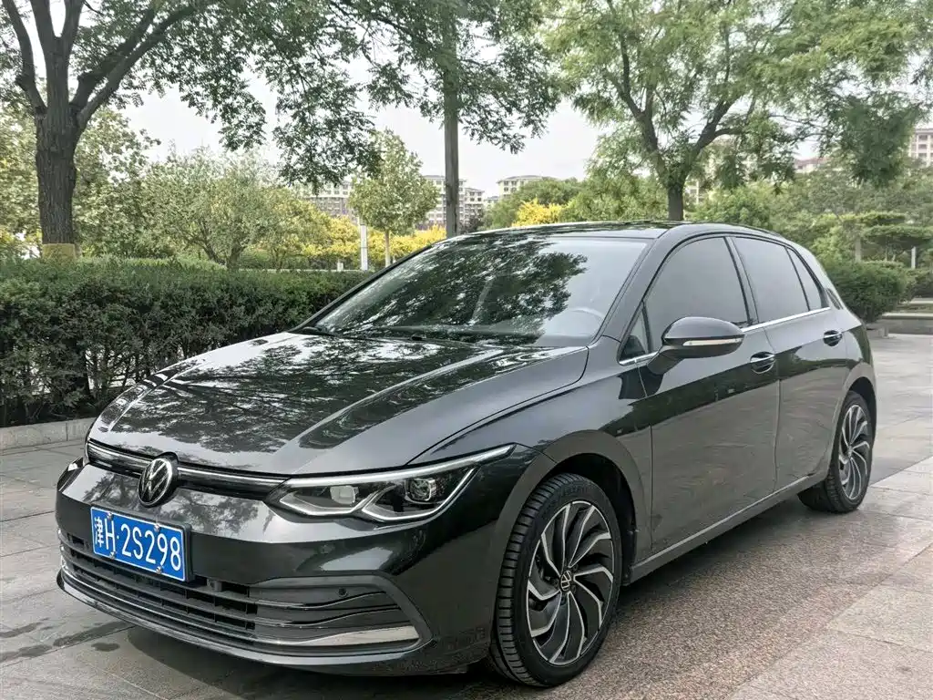 Купить Volkswagen Golf