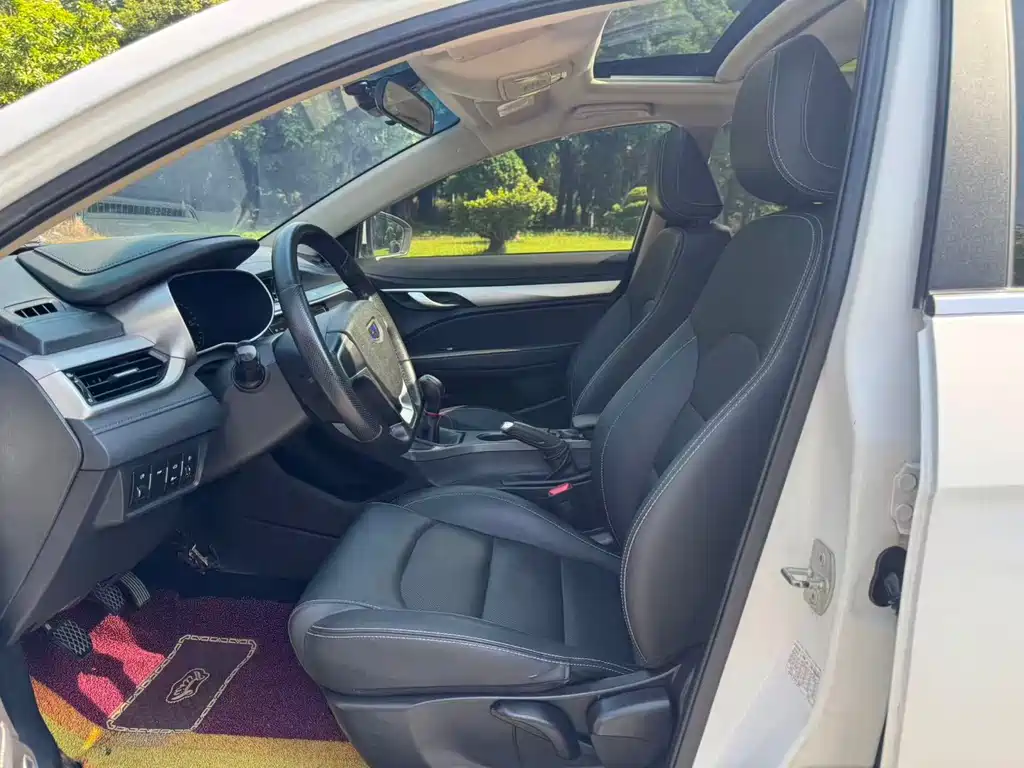 Geely Emgrand — миниатюра 9