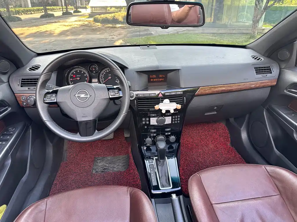 Opel Astra — миниатюра 21