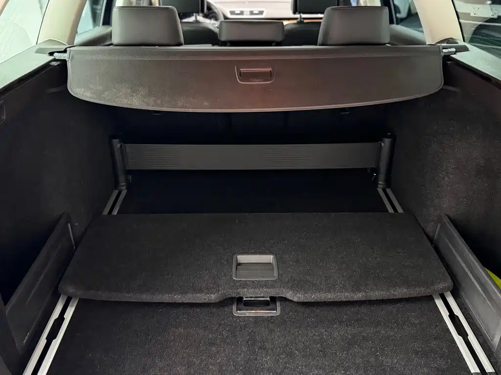 Volkswagen Magotan (Import) — миниатюра 19