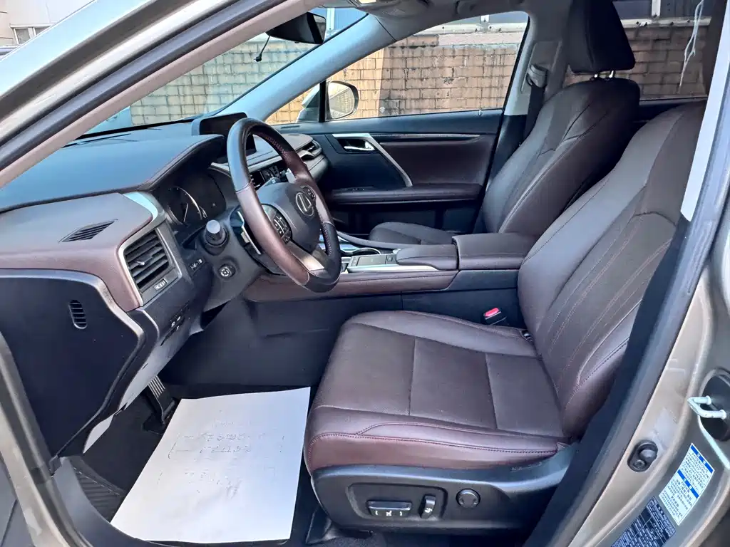 Lexus RX — миниатюра 4