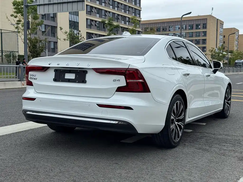 Volvo S60 — миниатюра 17