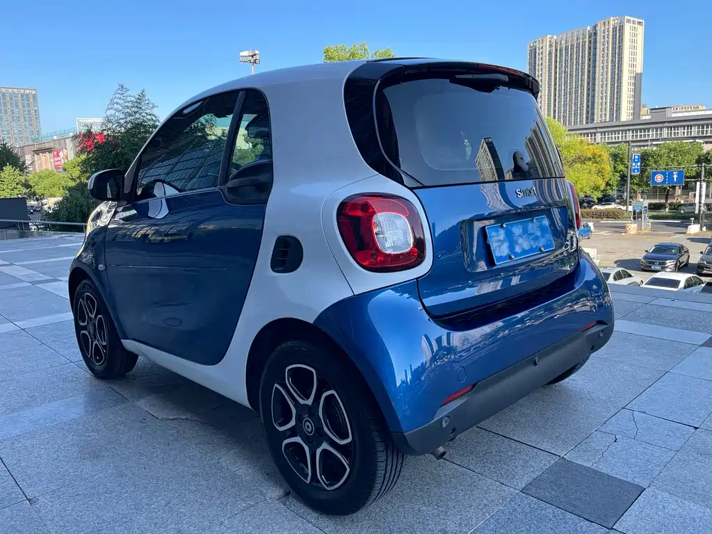 smart Smart Fortwo — миниатюра 5