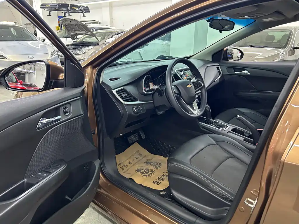 Chevrolet Cavalier — миниатюра 7