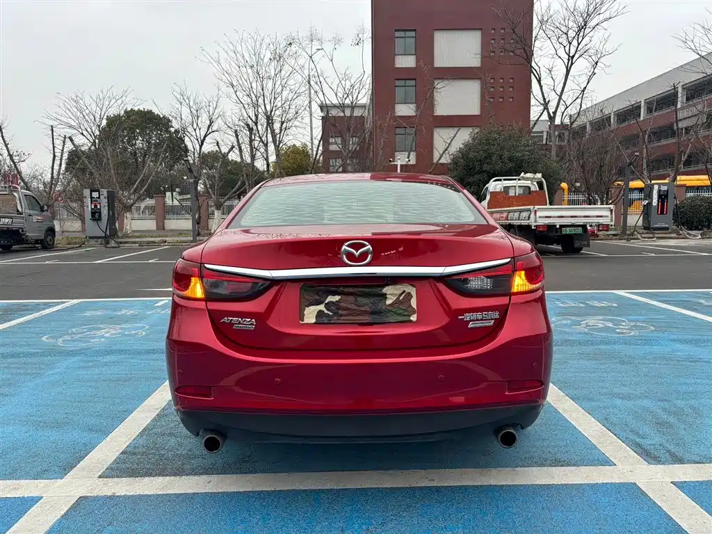 Mazda Atenza 2015 2.0L Fashion