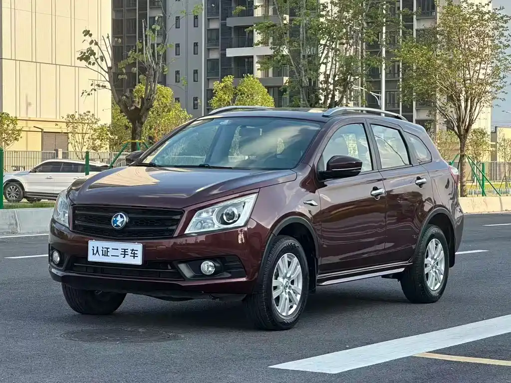 Venucia T70