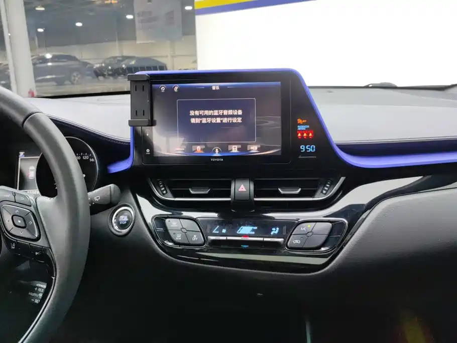 Toyota IZOA — миниатюра 13