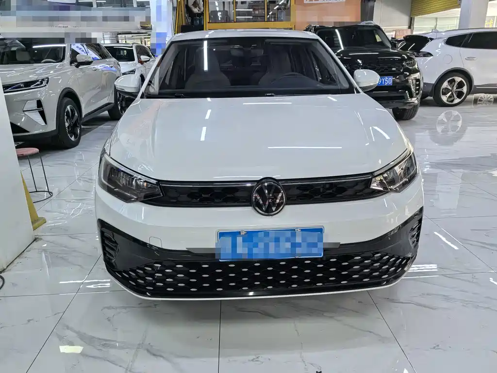 Volkswagen Lavida — миниатюра 2