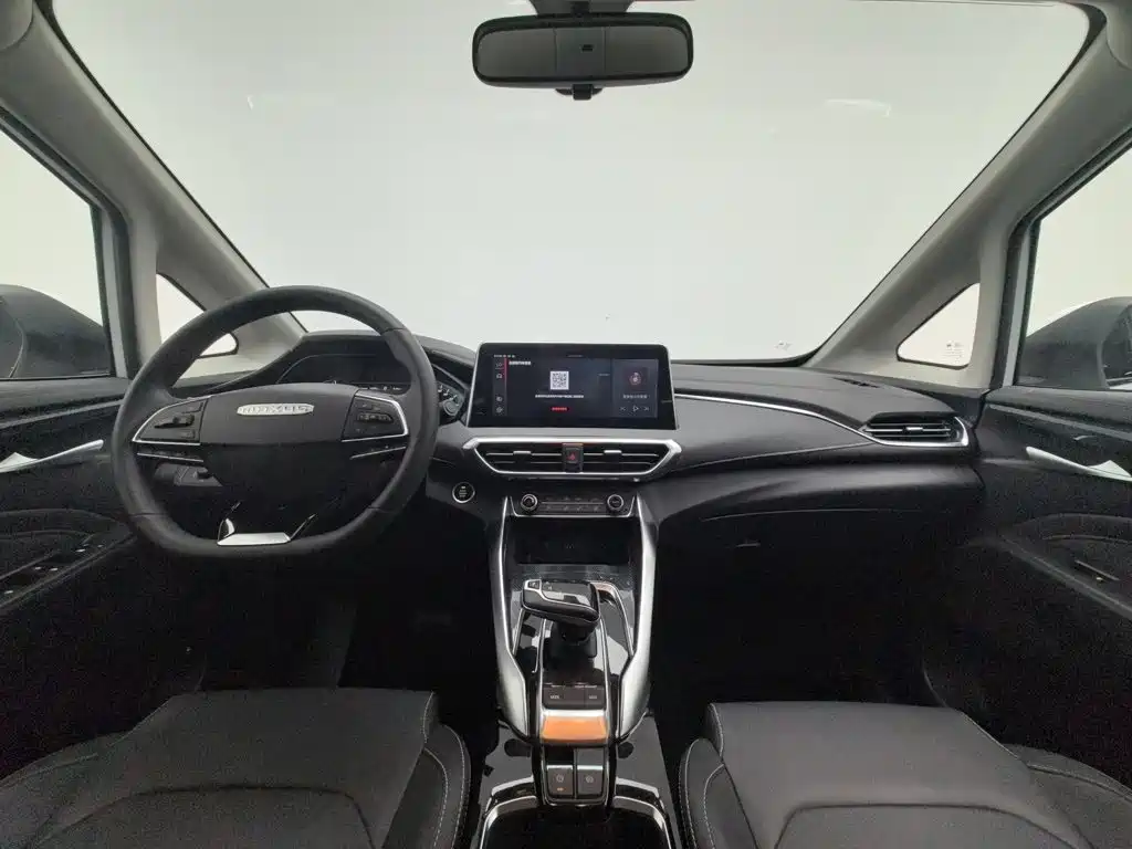 MAXUS Dajia 5 — миниатюра 5