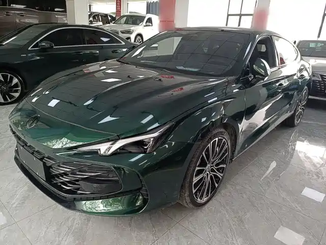 2025 MG MG7