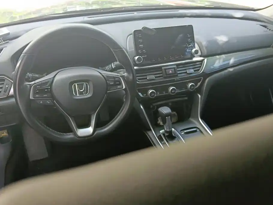 Honda Inspire — миниатюра 12