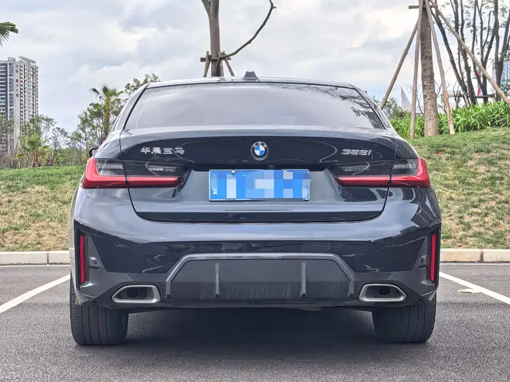 BMW 3 Series — миниатюра 14