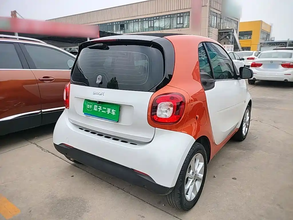 smart Smart Fortwo — миниатюра 7