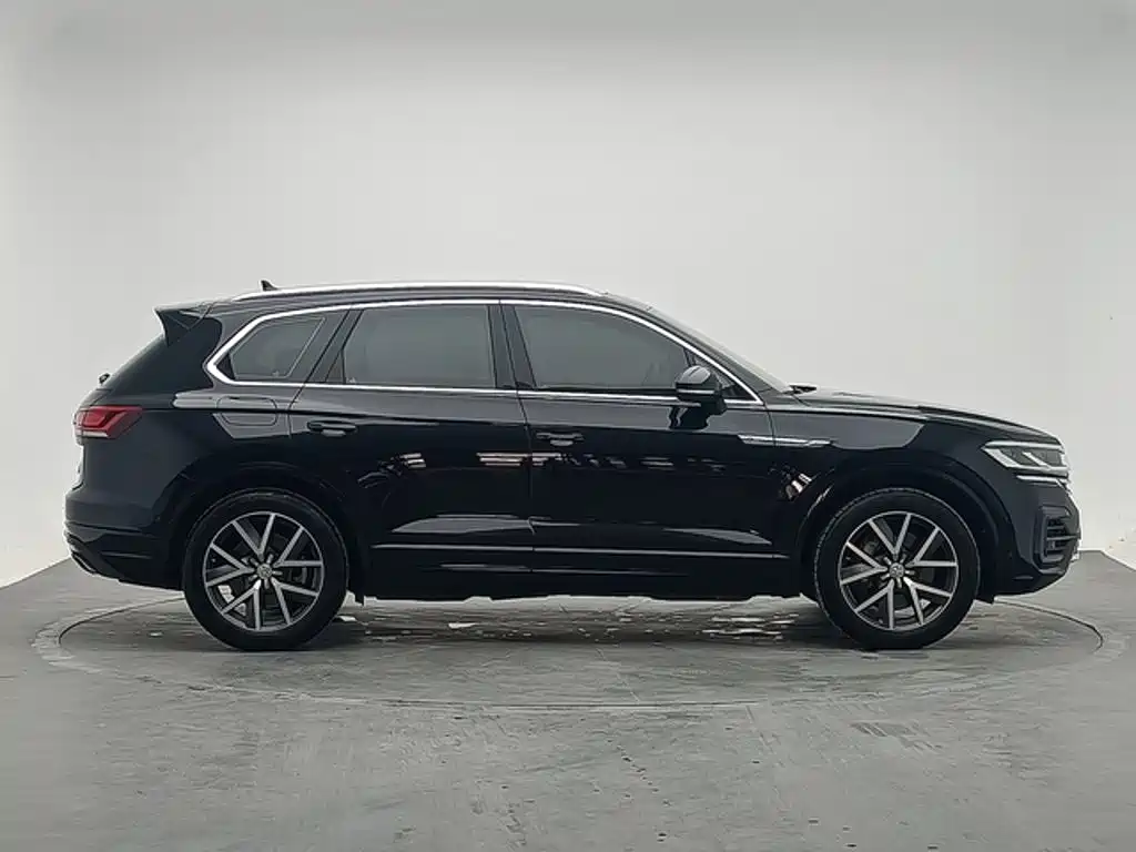 Volkswagen Touareg — миниатюра 3