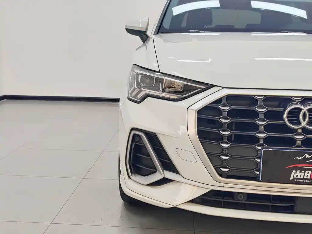 Audi Q3 — миниатюра 7