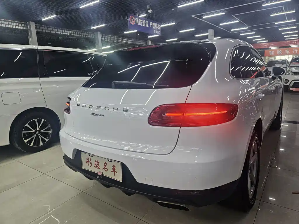 Porsche Macan 2017 Macan 2.0T