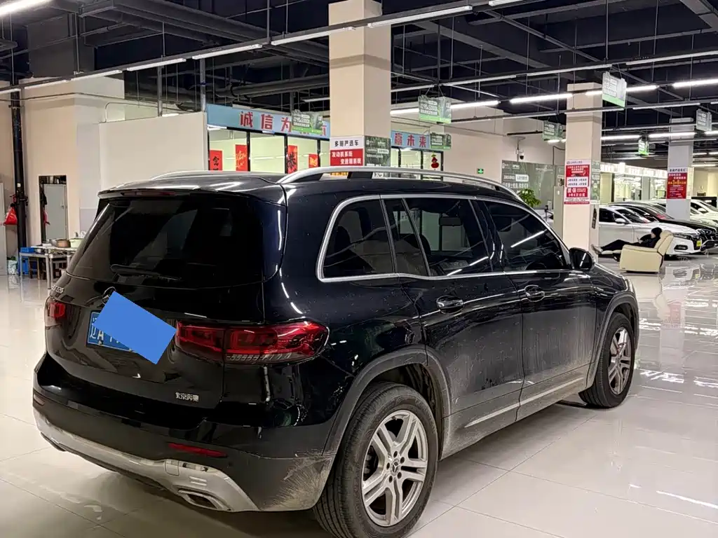 Mercedes-Benz GLB — миниатюра 6