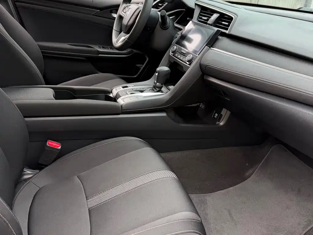 Honda Civic — миниатюра 12