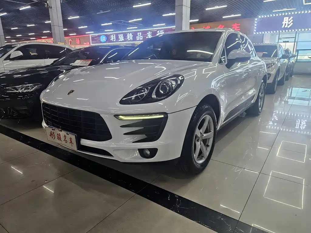 Porsche Macan 2016