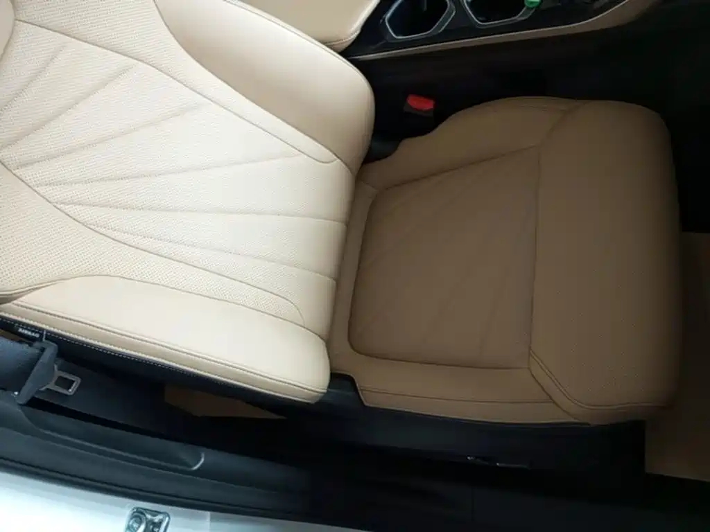 Geely Boyue L — миниатюра 25