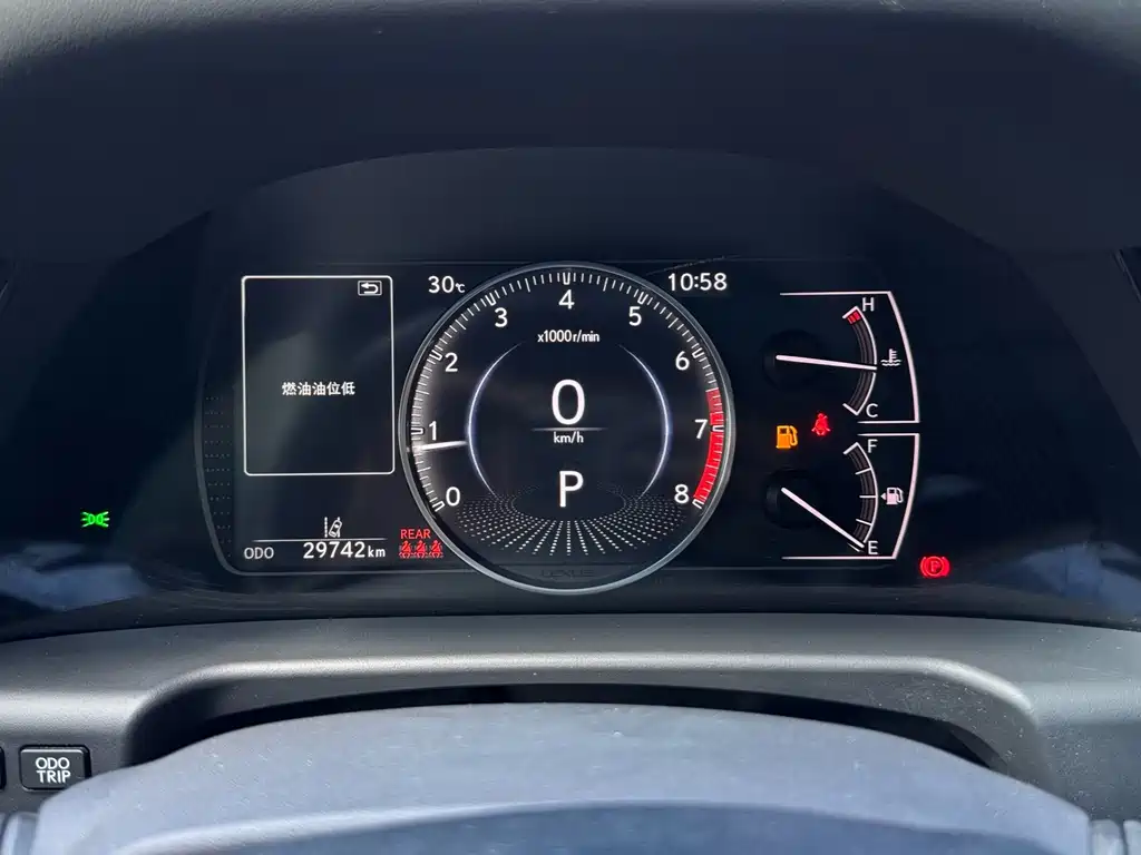 Lexus ES — миниатюра 20
