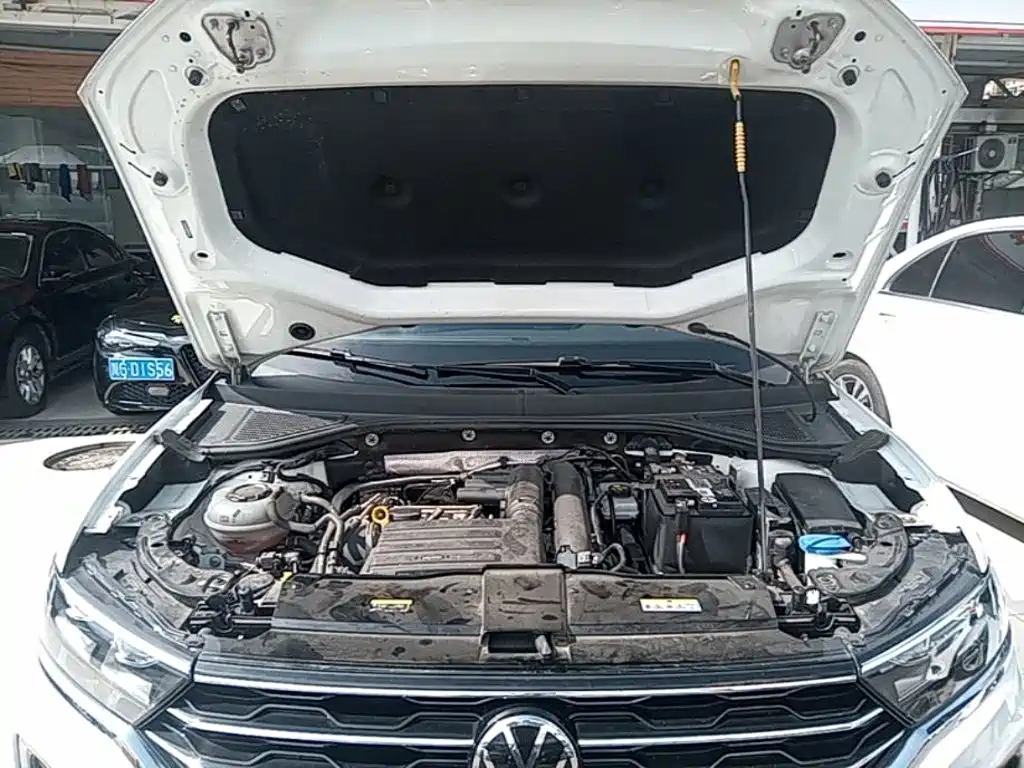 Volkswagen T-Roc — миниатюра 20
