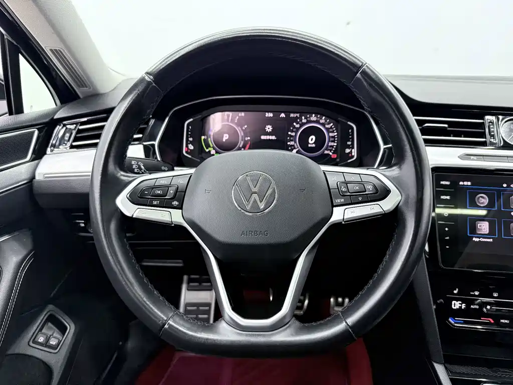 Volkswagen Magotan PHEV — миниатюра 6