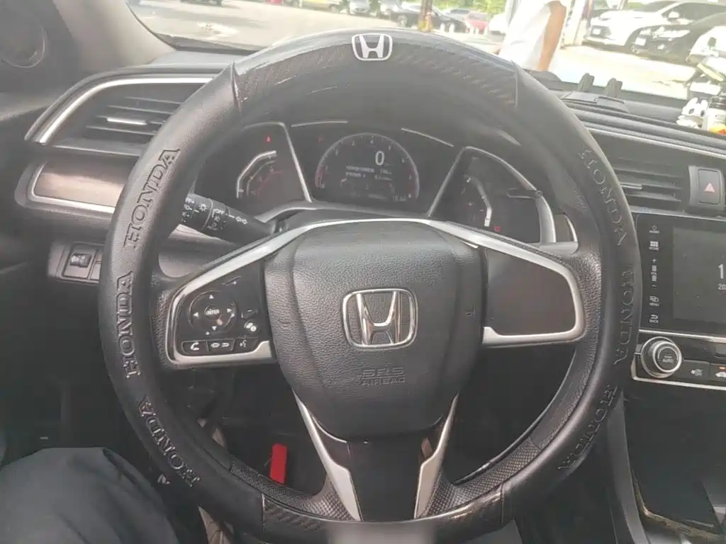 Honda Civic — миниатюра 11