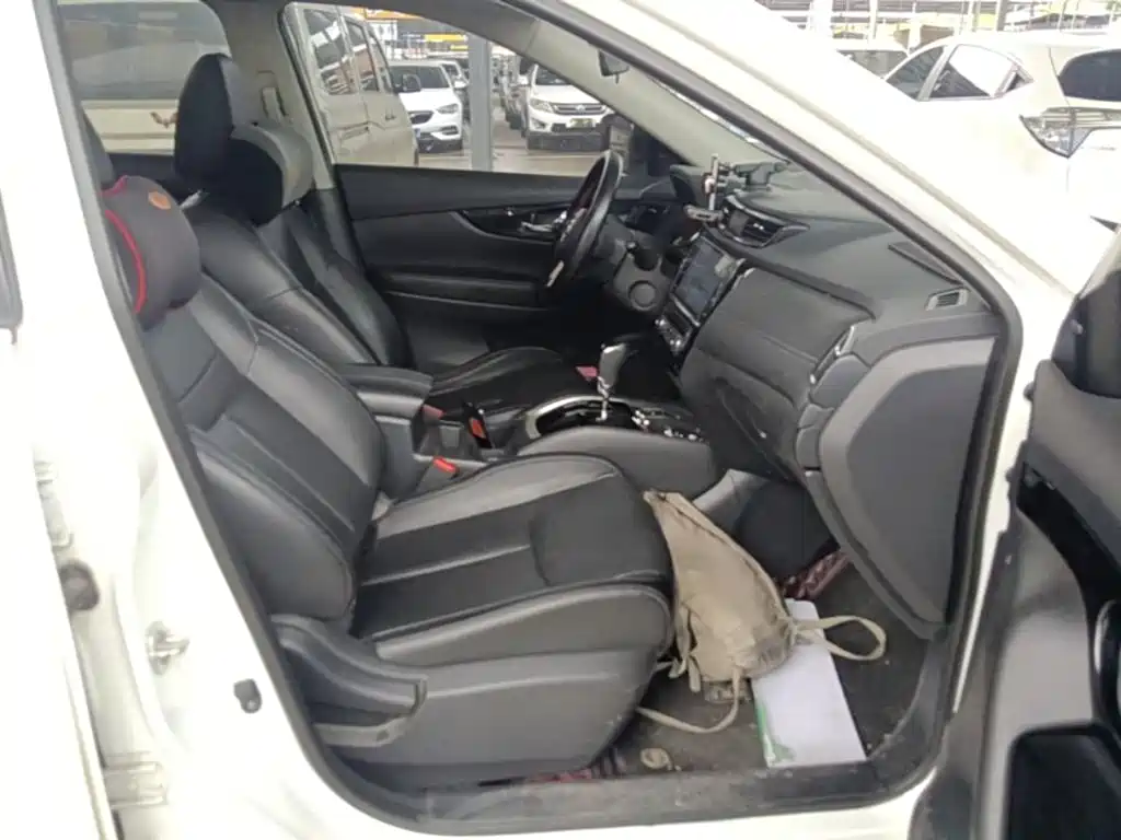 Nissan X-Trail — миниатюра 25