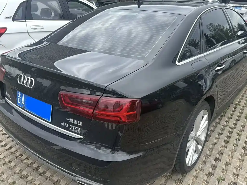 Audi A6L 2018 30 45 TFSI quattro Luxury
