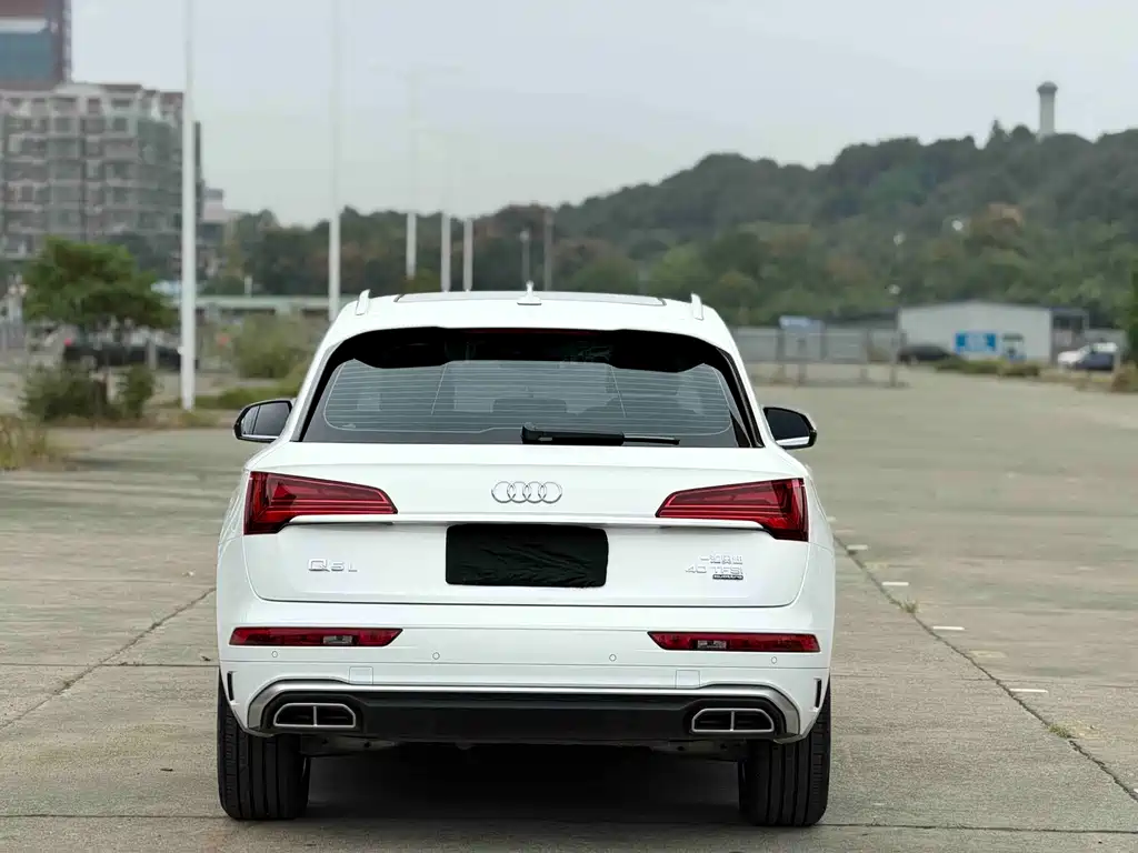 Audi Q5L — миниатюра 8