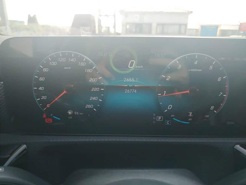 Mercedes-Benz A-Class 1.3 л 2021 г. Белый, пробег 26800 км