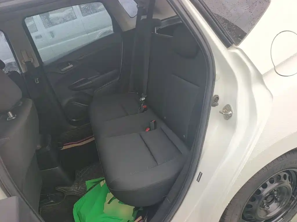 Honda Fit — миниатюра 17